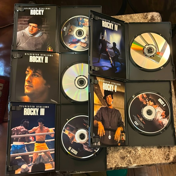 Rocky I-V Collectors 5 DVD  Box Set - Picture 3 of 8